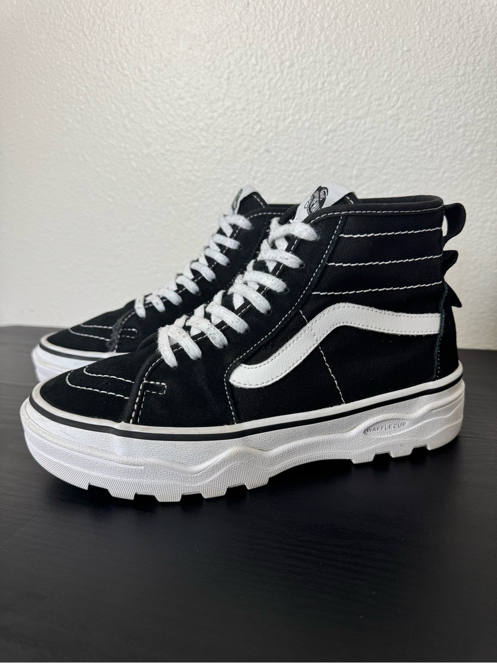 Vans Women's Sentry Sk8-Hi WC - Black/White Size 7